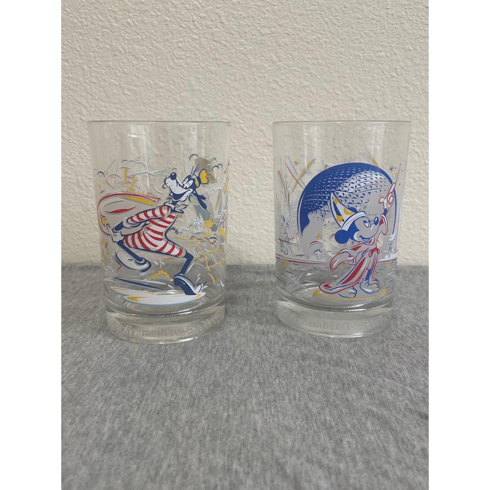 Disney McDonald's Glasses Set 2 25th Anniversary Mickey Goofy Clear EUC‎ 90s